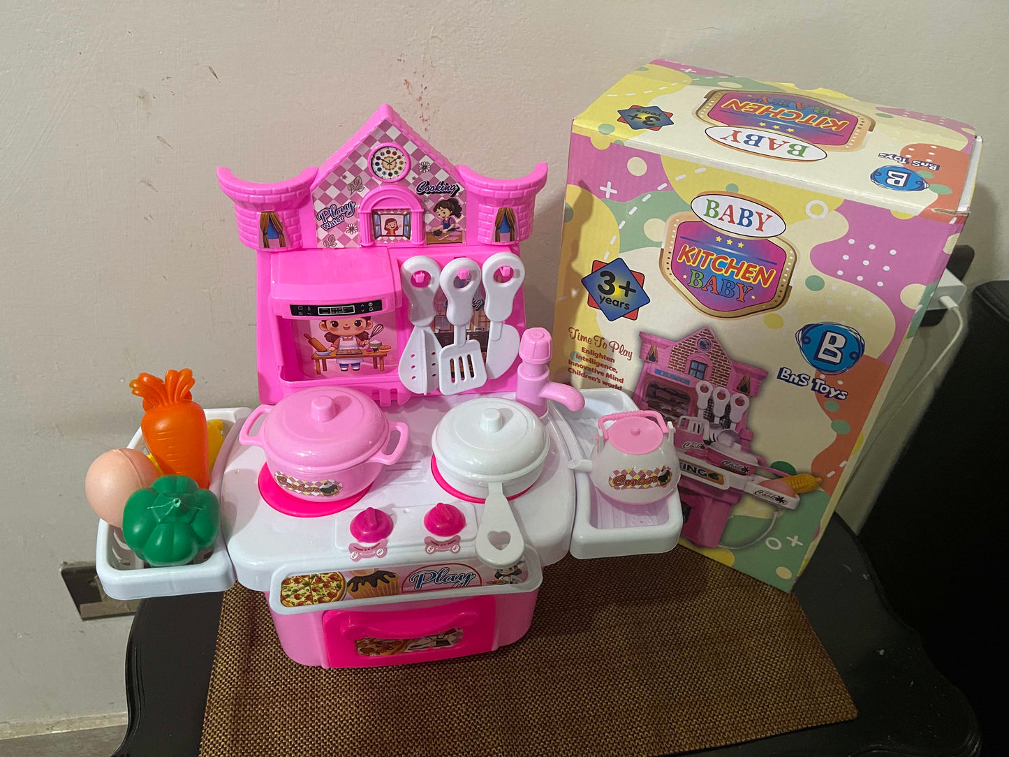 Kids pretend play pink/blue kitchen set